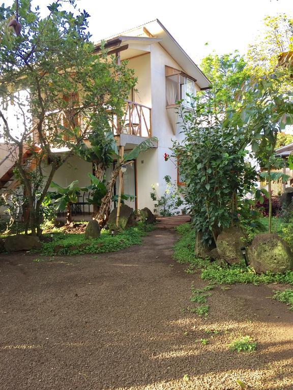 Hostal Marari Hanga Roa Buitenkant foto
